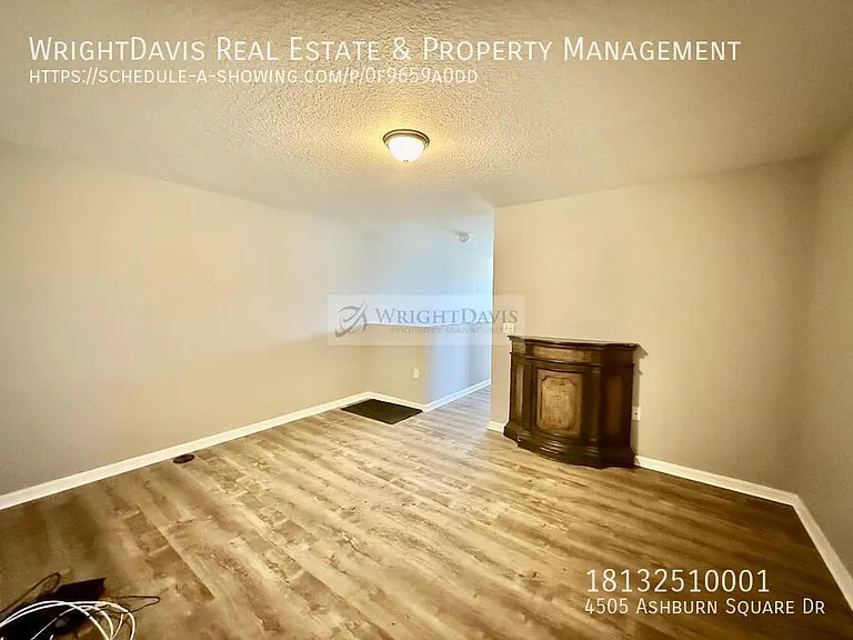4505 Ashburn Square Dr — Photo 16
