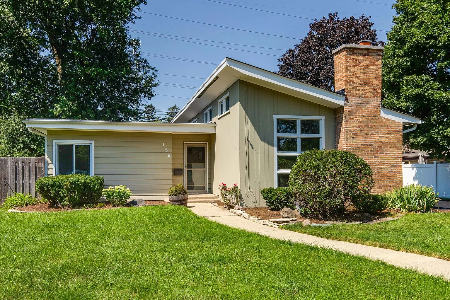 159 Woodland Rd photo 1