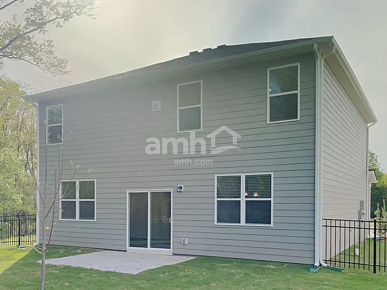 1033 Bluewater Point Dr — Photo 19
