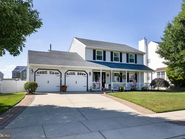 26 Mulberry St, Sicklerville, NJ 08081