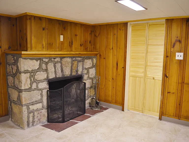 1200 Easton Rd — Photo 29