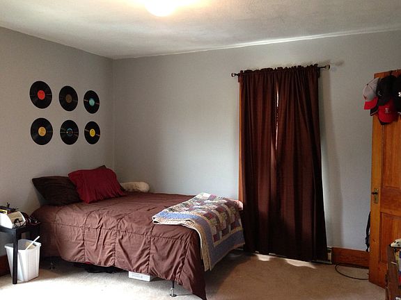 4th image of 413 N Mount Vernon Ave