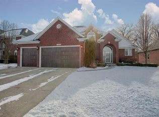 17690 Eider Dr, Clinton Township, MI 48038