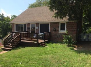 1110 Jackson St, Jefferson City, MO 65101