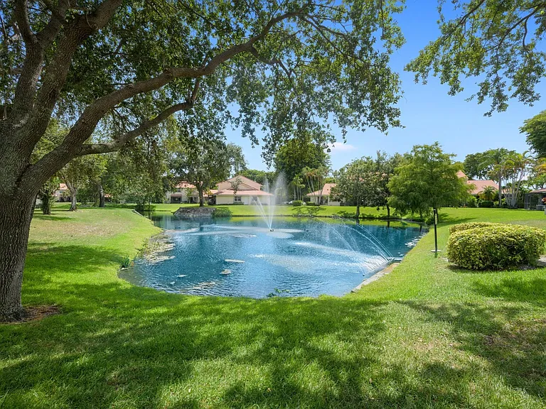 6371 Boca Cir — Photo 3