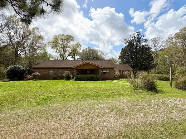 21 Byrds Chapel Rd, Carriere, MS 39426