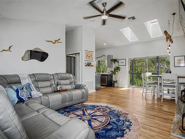 12390 W Standish Dr — Photo 10