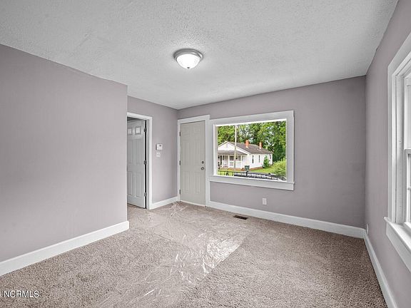 3rd image of 205 Cadillac Street