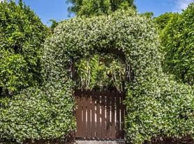 812 N Poinsettia Pl, Los Angeles, CA