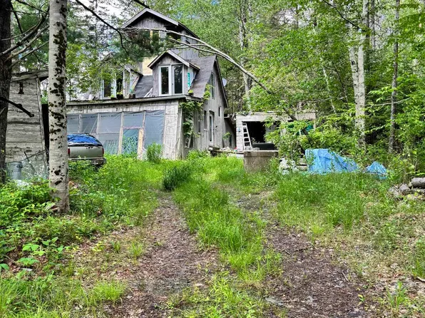 320 Charles Hill Rd, Lunenburg, NS B0R 1A0