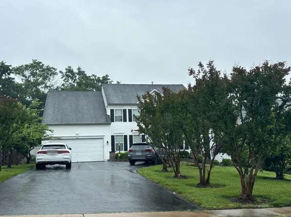 8977 Chianti Ter, Bristow, VA 20136