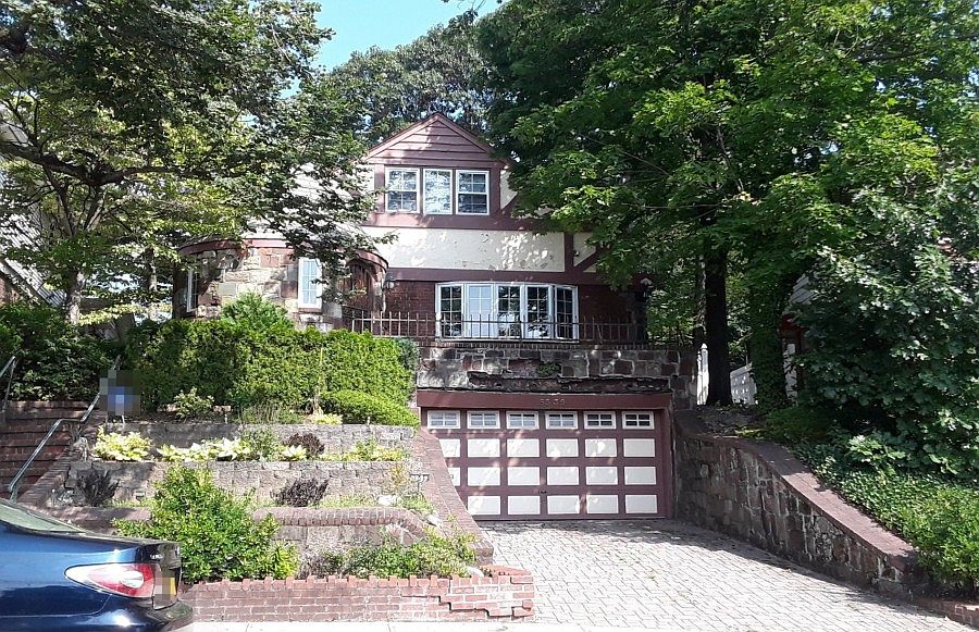 1st image of 8539 Avon St