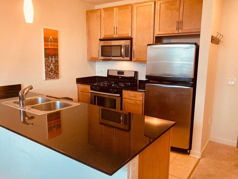 1st image of 365 N Jefferson St APT 513