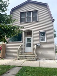 4846 W Gunnison St, Chicago, IL, 60630