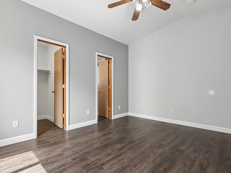 1336 Roseville Dr — Photo 19
