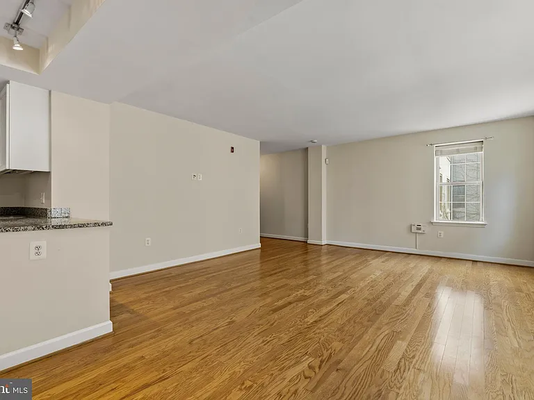 1314 Massachusetts Ave NW #606 — Photo 4