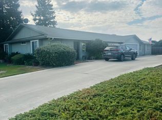 418 E Prospect Ave, Exeter, CA 93221