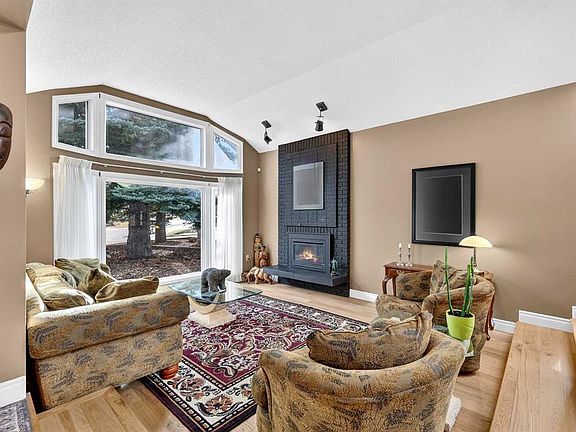 4th image of 80 SE Oakmount Way SW