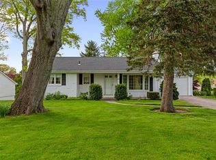 145 Ridgeway Rd, Cranston, RI 02920