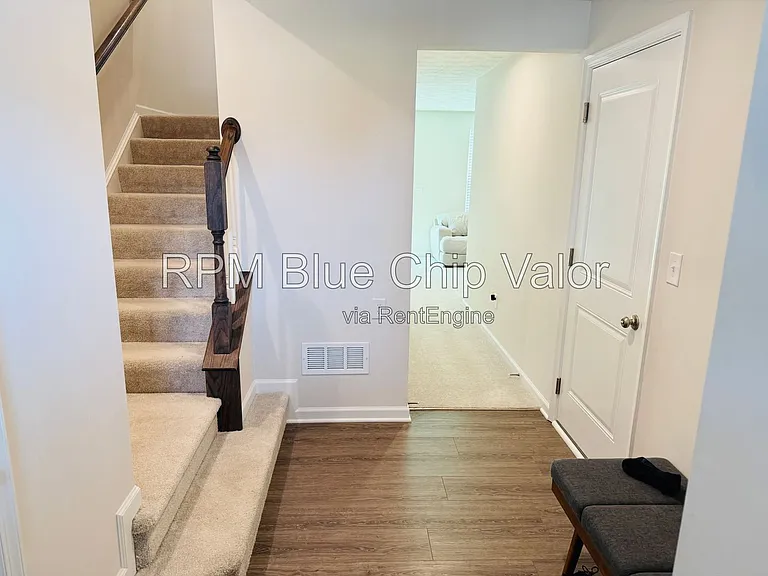 14 Wentworth Ln — Photo 13