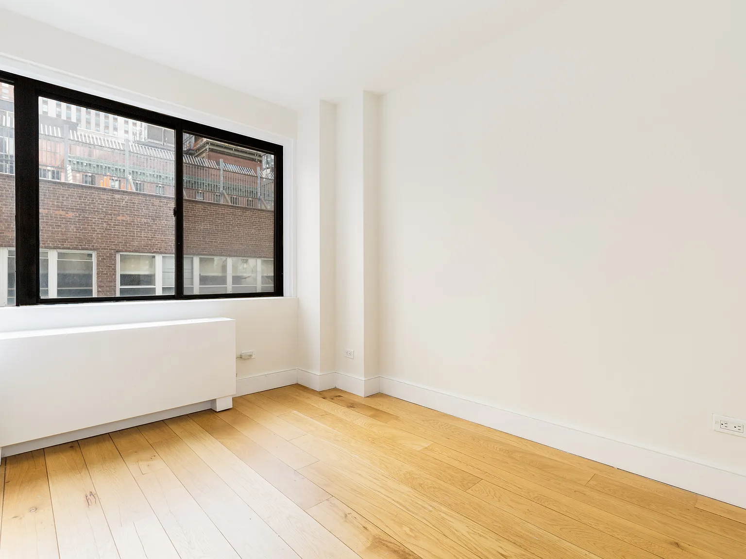 230 East 44th Street — Photo 4