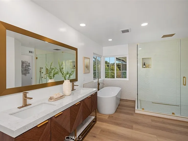 24891 Zumaya Ct — Photo 17