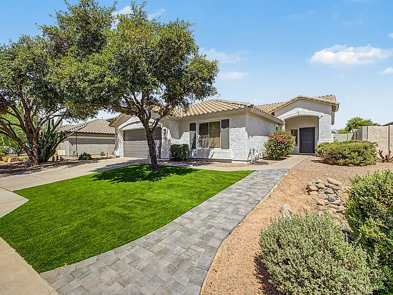 10202 E Juanita Ave — Photo 33