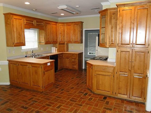 Large Kitchen