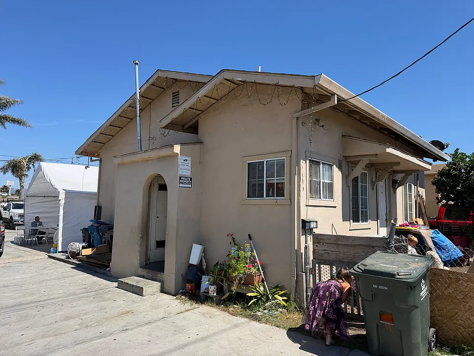 203 Griffin St #211