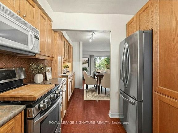 5th image of 580 Eyer Dr #42