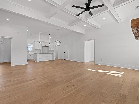 5th image of 38 Keating St