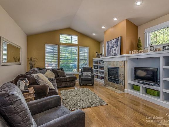 2nd image of 61710 Camellia St