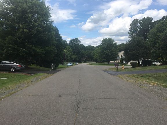 5th image of 13234 Amblewood Dr