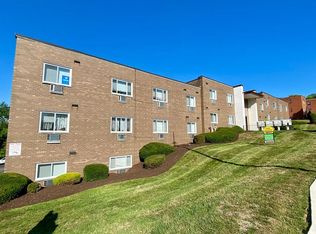 Brett Manor, Pittsburgh, PA 15205