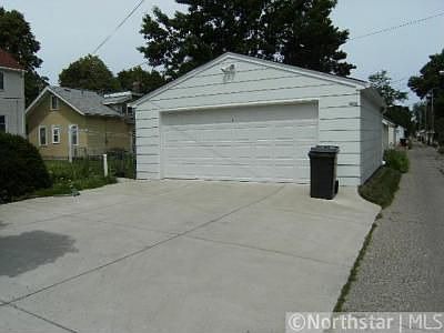 5th image of 3538 Xerxes Ave N