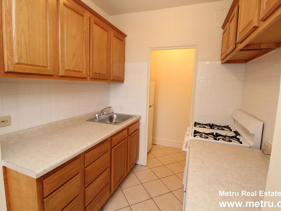 1st image of 1033 W Loyola Ave APT 405