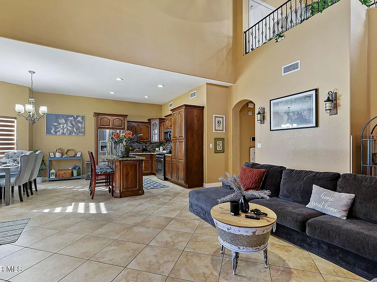 11608 Saint Thomas Way — Photo 6