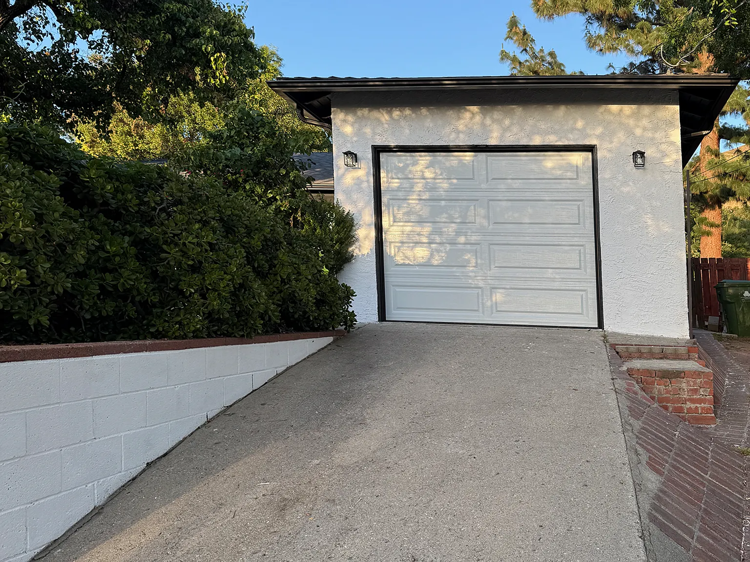 3 bed, 1380 sqft, $4,995 — Photo 3