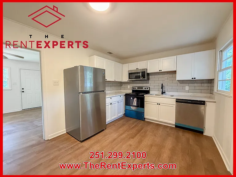 6652 Zeigler Blvd — Photo 4