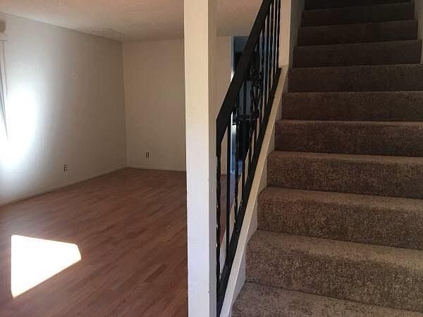 1st image of 6418 Hummingbird St