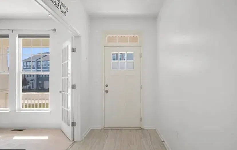 4 bed, 3775 sqft, $3,600 — Photo 3