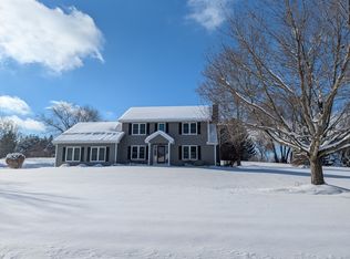 11111 Huron Dr, Spring Grove, IL 60081