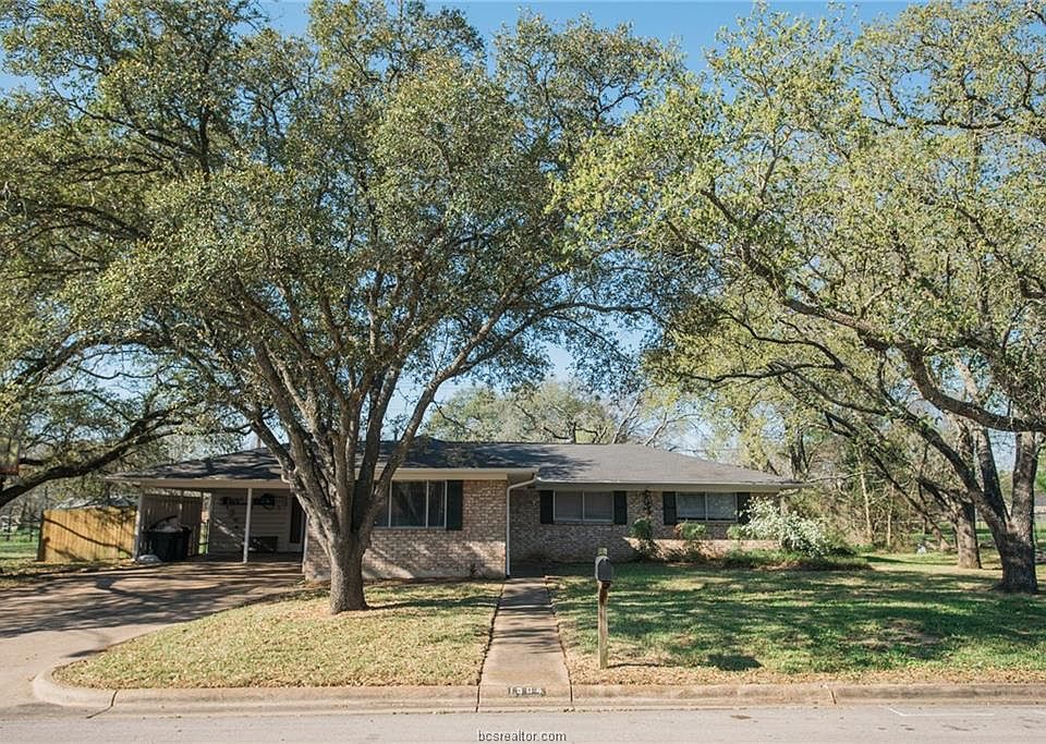 1st image of 1504 Laura Ln