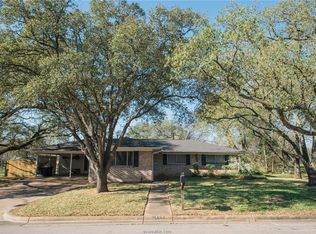 1504 Laura Ln, College Station, TX 77840