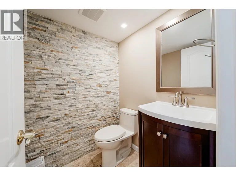 227 Waterleigh Dr #227 — Photo 14