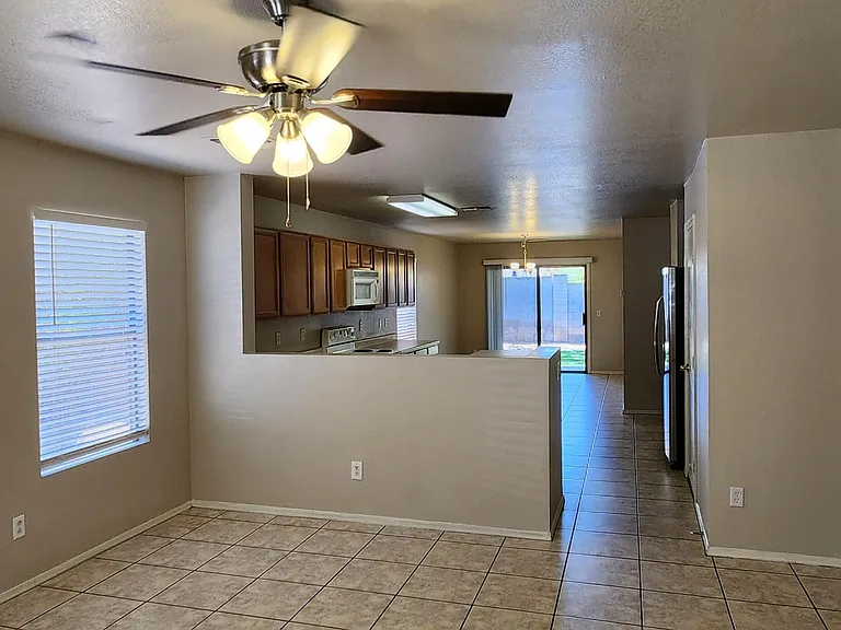 3709 E Jasper Dr — Photo 5