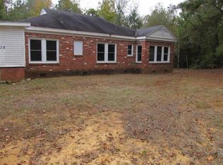 220 Crescent Lake Rd, Meridian, MS 39301