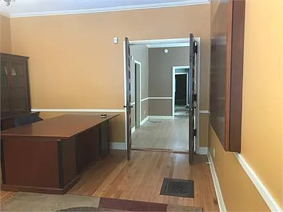 202 N Townsend St — Photo 38