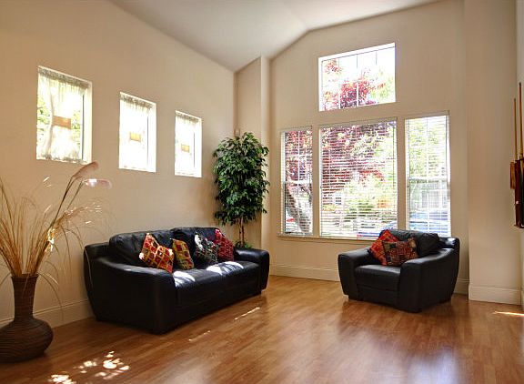2nd image of 3039 Dante Ct