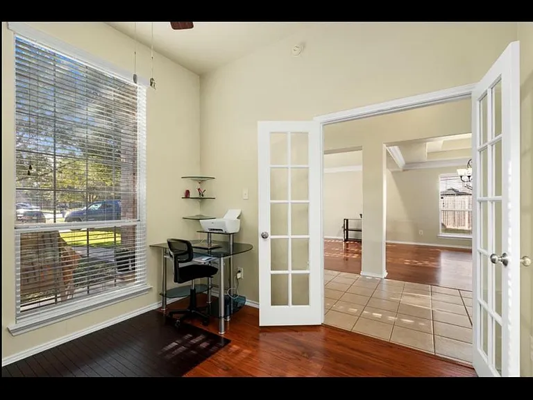 21006 Narrow Gate Dr — Photo 6